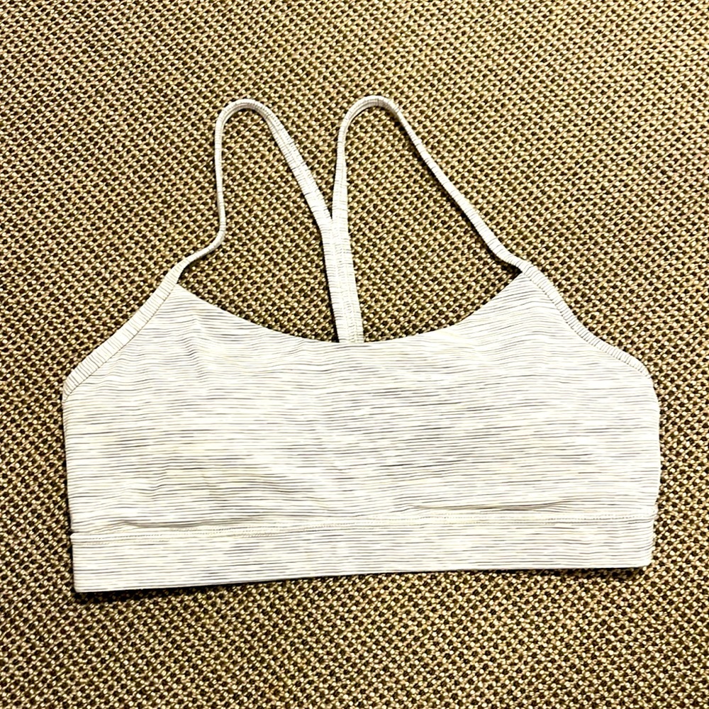 Lululemon Racerback sports bra size 10, with padding cups, with new bag